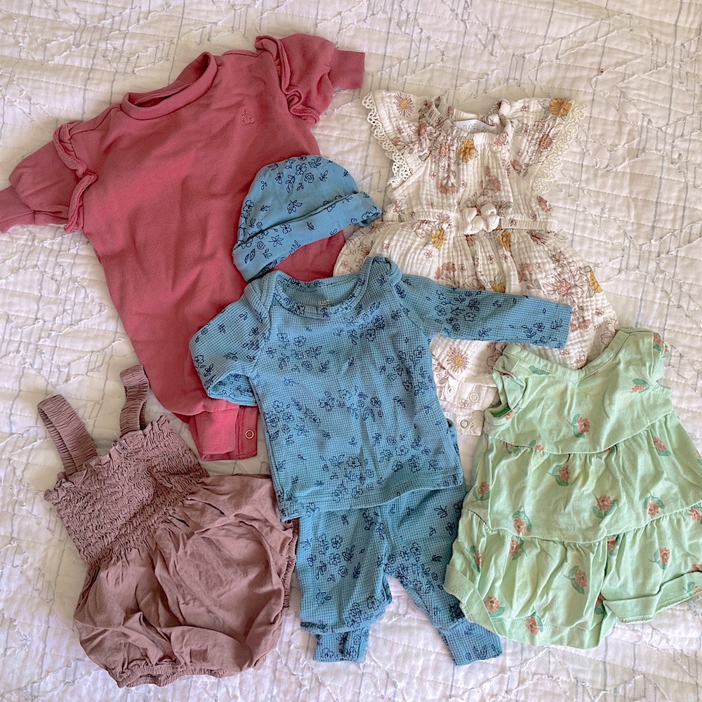 Newborn/0-3 newly used or not used baby clothes, brands include Gap and carters
